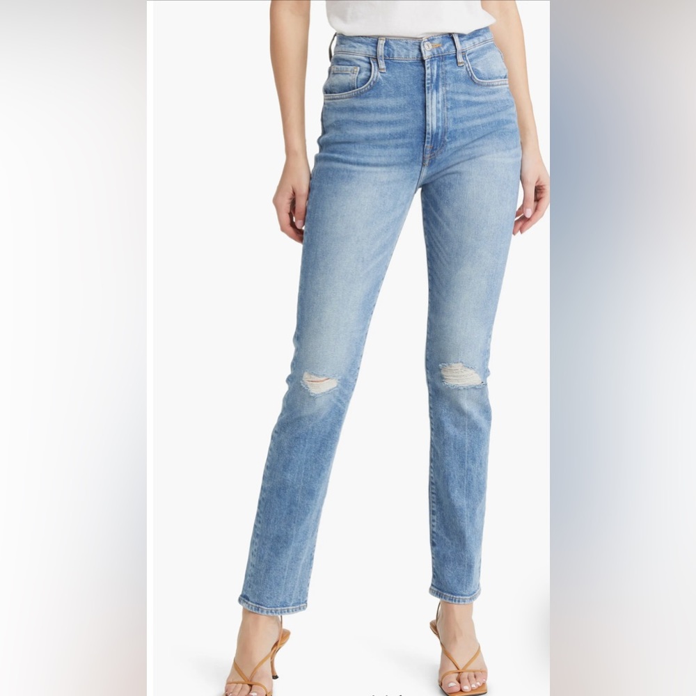 Easy Slim Distressed Straight Leg Jeans
7 For All Mankind